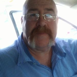 Meet your Posher, Bruce